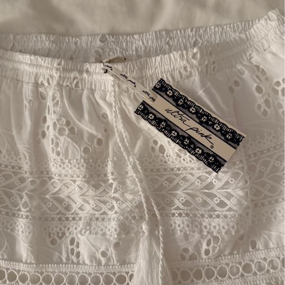 Elegant White Eyelet Skirt - Picture 4 of 6